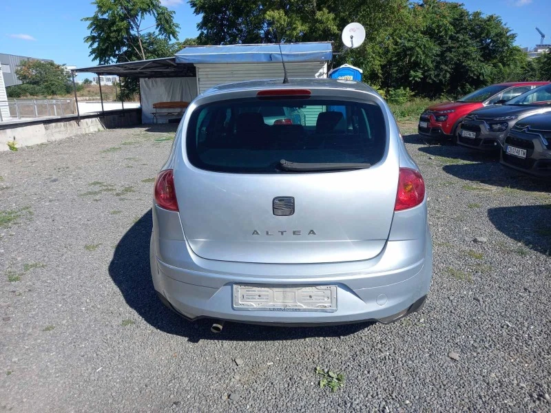 Seat Altea 1.6 газ, снимка 6 - Автомобили и джипове - 41805246