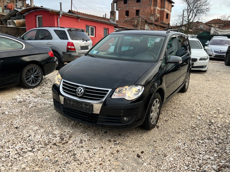 VW Touran 1, 6 бензин 102 к.с, снимка 1 - Автомобили и джипове - 48270958