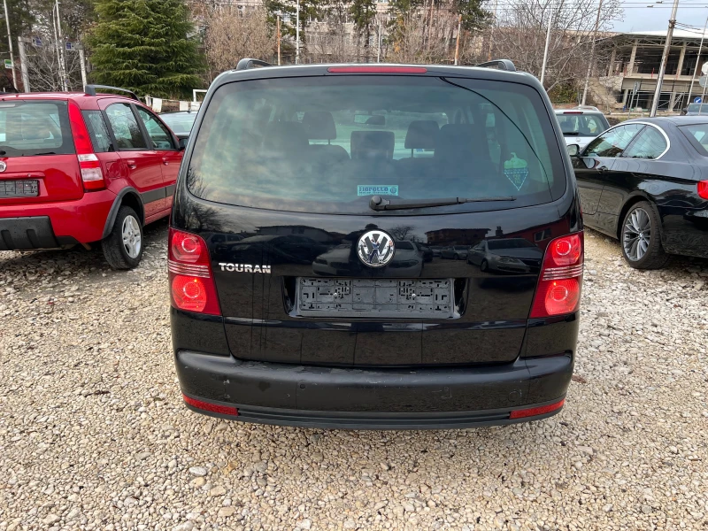 VW Touran 1, 6 бензин 102 к.с, снимка 4 - Автомобили и джипове - 48270958