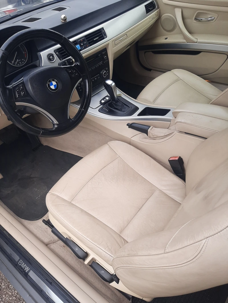 BMW 320 320  купе кожа автомат, снимка 16 - Автомобили и джипове - 49168475