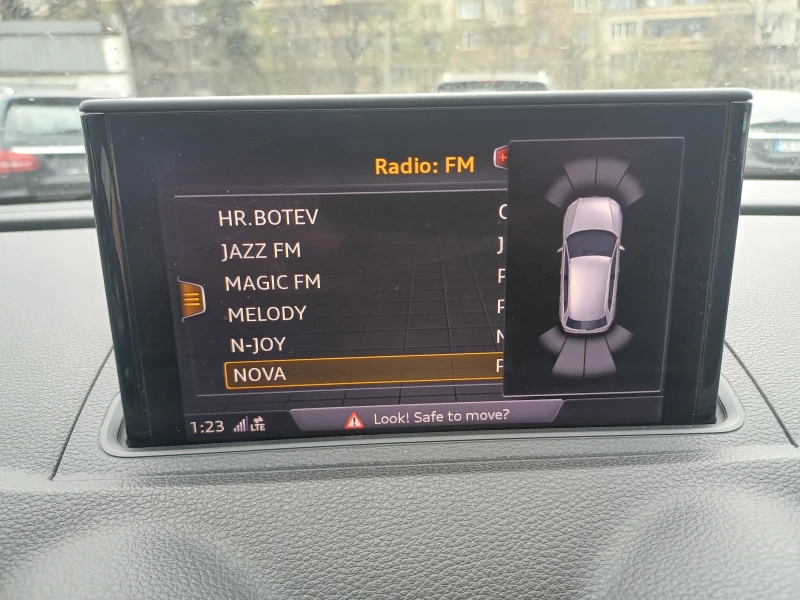 Audi A3 1.6 TDI, снимка 16 - Автомобили и джипове - 49849315