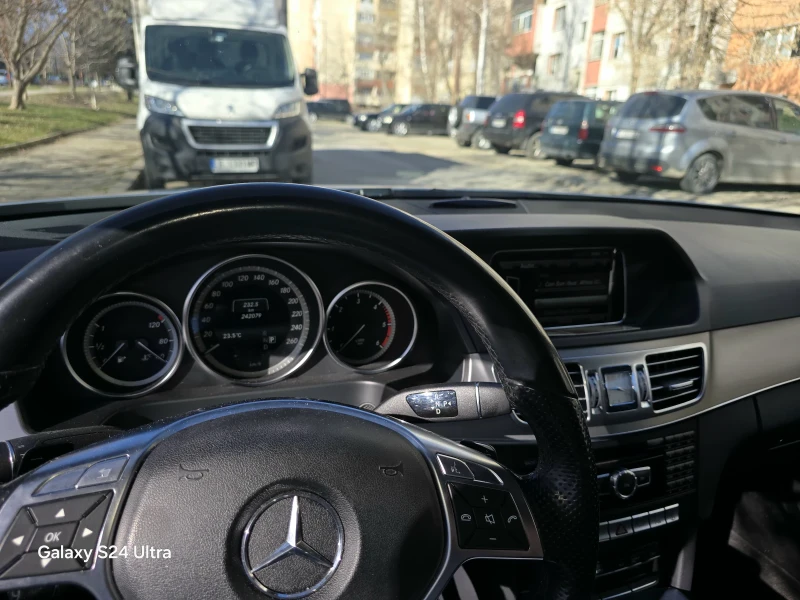Mercedes-Benz E 350, снимка 11 - Автомобили и джипове - 52896063