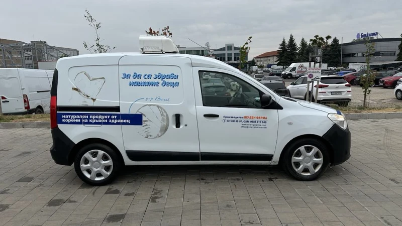 Dacia Dokker 1.5dCi Хладилна N1 данъчен креди, снимка 4 - Автомобили и джипове - 51707247