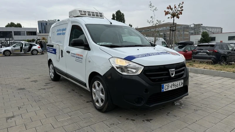Dacia Dokker 1.5dCi Хладилна N1 данъчен креди, снимка 3 - Автомобили и джипове - 51707247