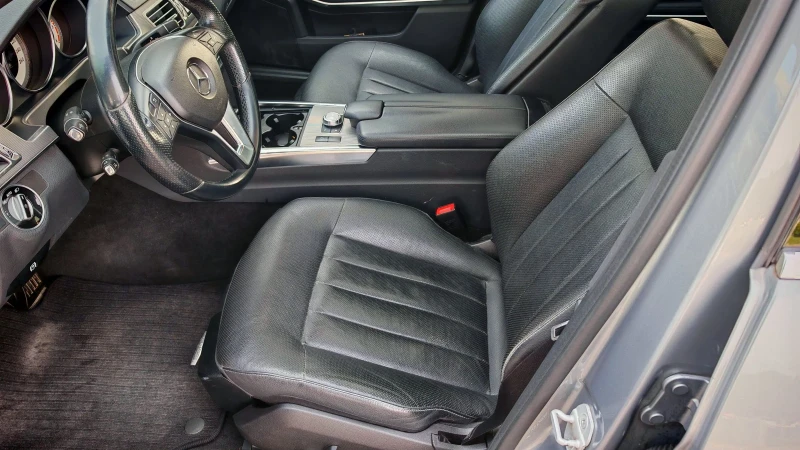 Mercedes-Benz E 300 BLUETEC HYBRID ТОП СЪСТОЯНИЕ СЕРВИЗНА КНИЖКА , снимка 13 - Автомобили и джипове - 52129768