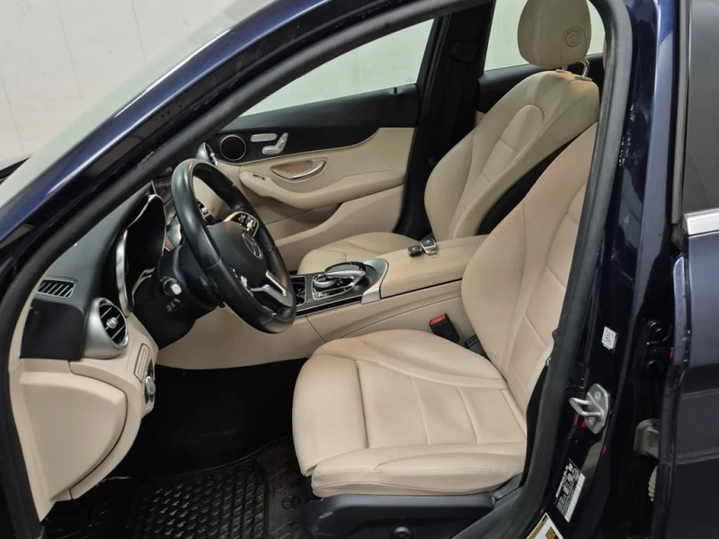 Mercedes-Benz C 300 * CARFAX * БЕЗ ПЪРВОНАЧАЛНА ВНОСКА, снимка 5 - Автомобили и джипове - 52662183