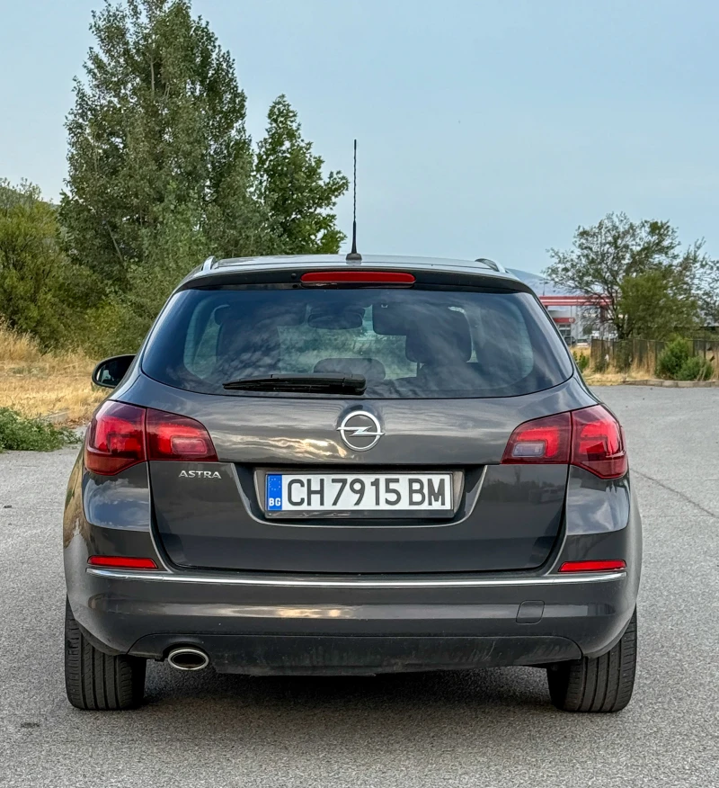 Opel Astra LPG 1.4 Turbo, снимка 5 - Автомобили и джипове - 52877571