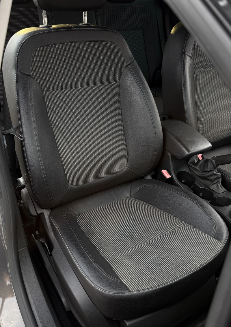 Opel Astra LPG 1.4 Turbo, снимка 9 - Автомобили и джипове - 52877571