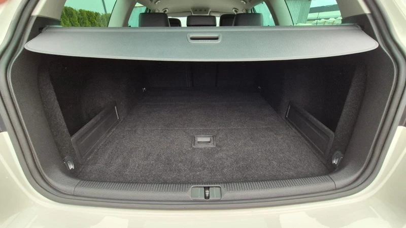 VW Passat 2.0TDI 170кс SWISS, снимка 17 - Автомобили и джипове - 53276703