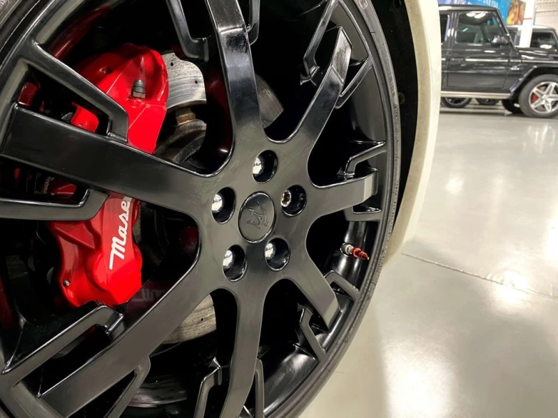 Maserati GranTurismo * Standard, Convertible, & Convertible Sport * CAR, снимка 5 - Автомобили и джипове - 53384543