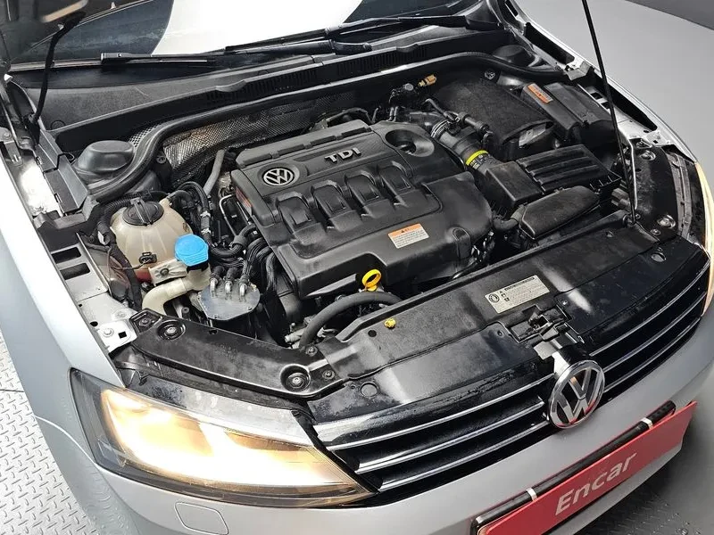 VW Jetta 2.0 Tdi Bluemotion 6Th Generation | Mobile.bg � ����������� 6