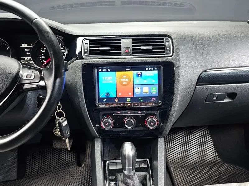 VW Jetta 2.0 Tdi Bluemotion 6Th Generation | Mobile.bg � ����������� 13