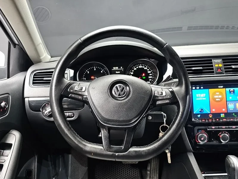 VW Jetta 2.0 Tdi Bluemotion 6Th Generation | Mobile.bg � ����������� 12