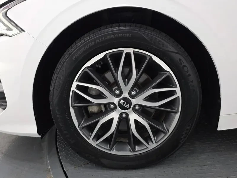 Kia K5 2.0 Prestige, снимка 5 - Автомобили и джипове - 55739341