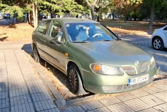 Nissan Almera, снимка 10 - Автомобили и джипове - 56058541