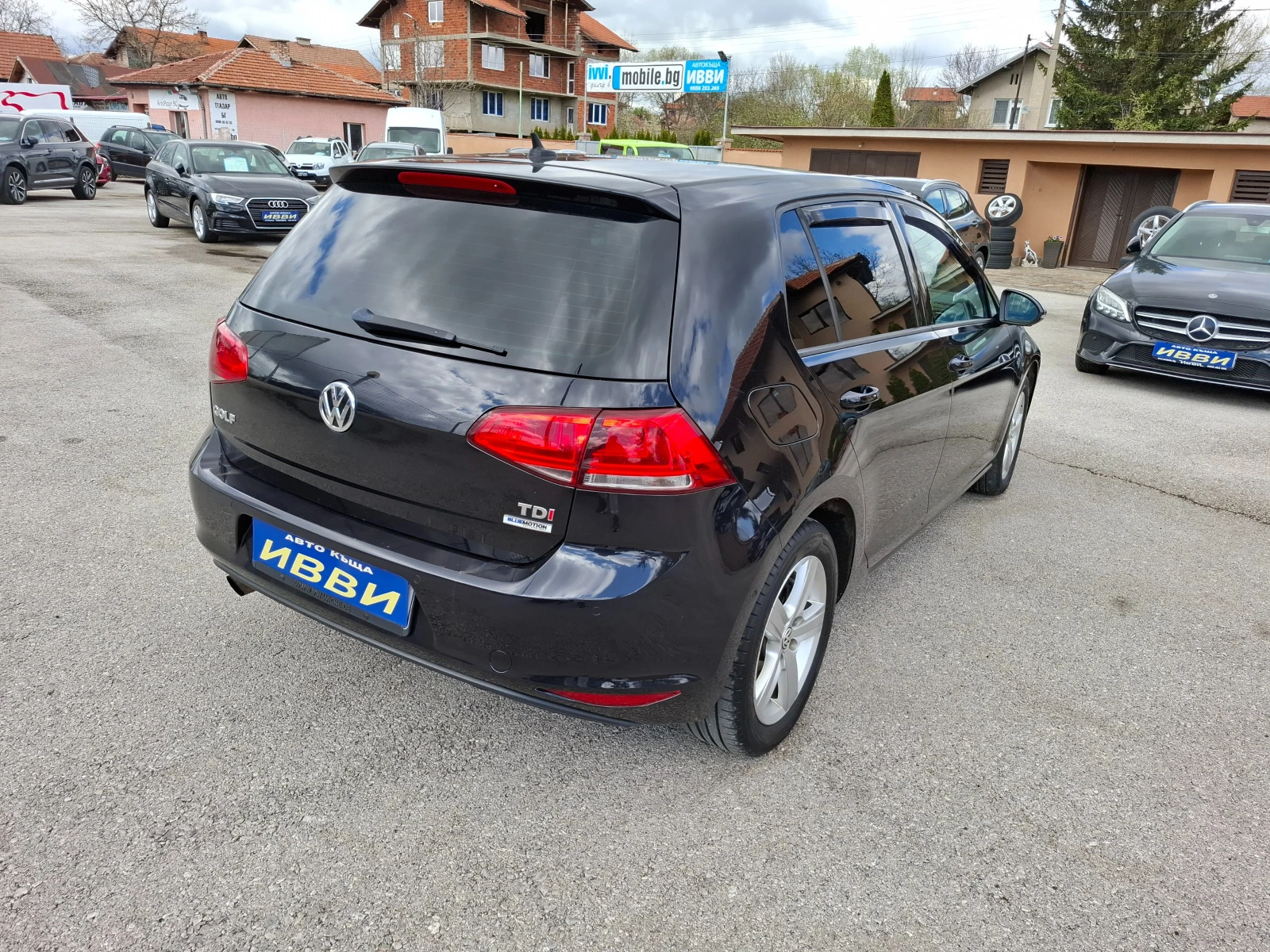 VW Golf 1.6 TDI AVTOMAT NAVI | Mobile.bg — изображение 15