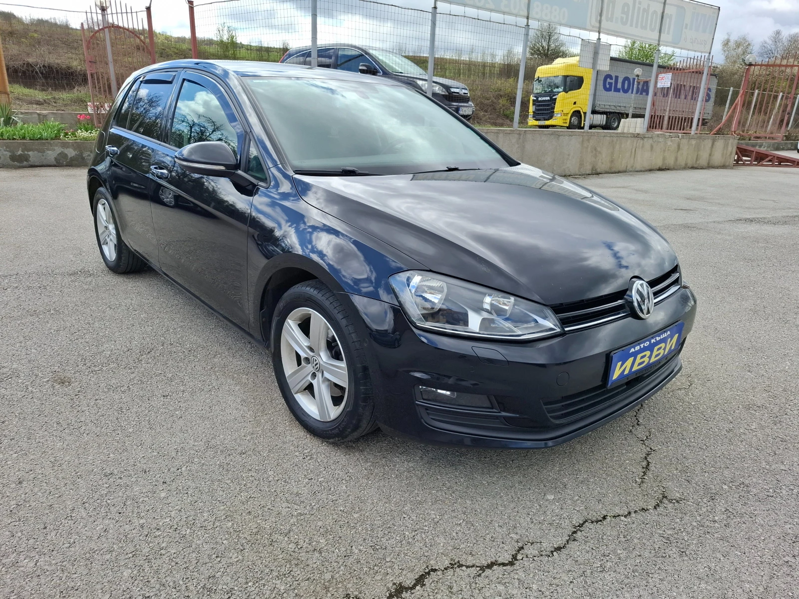 VW Golf 1.6 TDI AVTOMAT NAVI - изображение 4