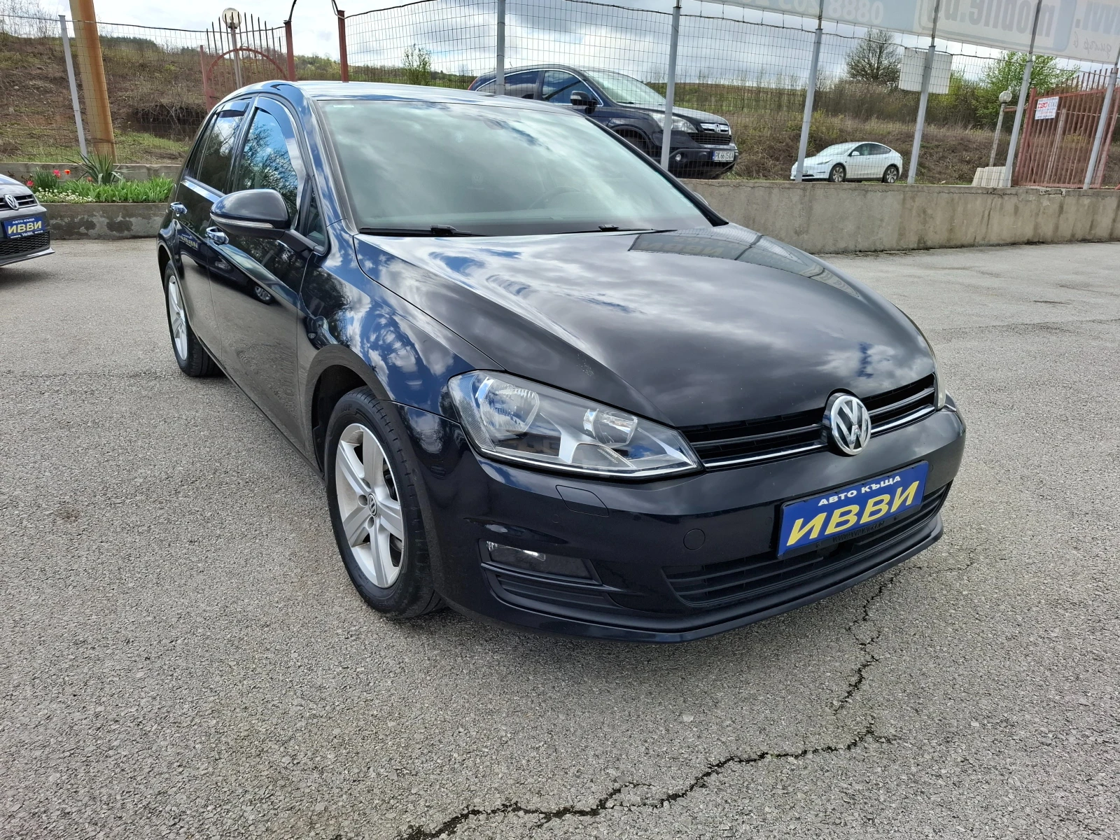 VW Golf 1.6 TDI AVTOMAT NAVI - изображение 2