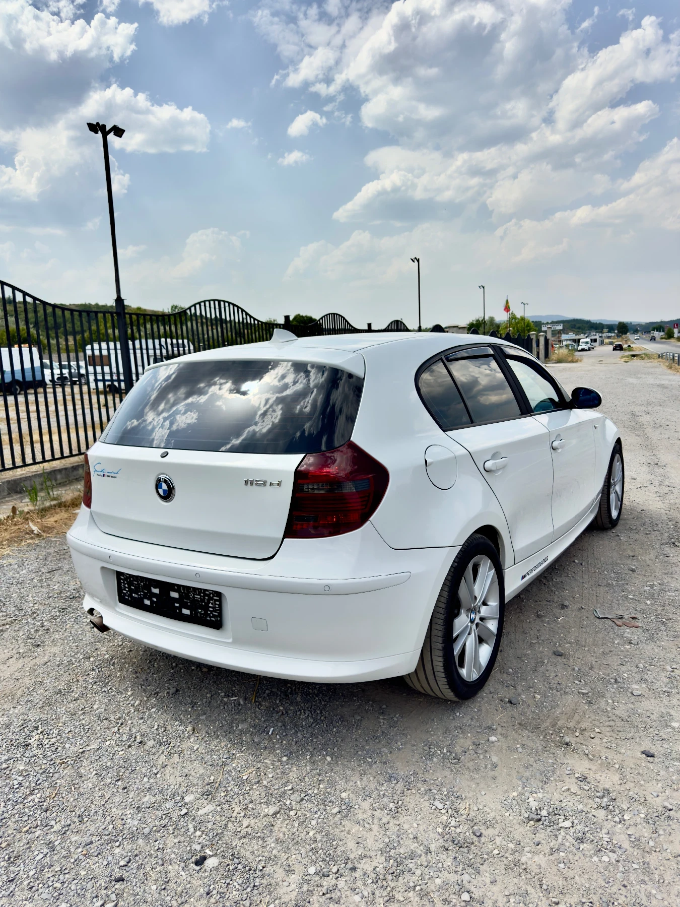 BMW 118 Carplay Camera - изображение 6