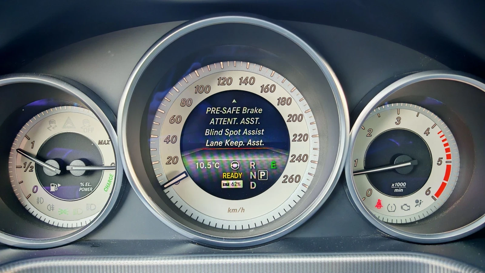 Mercedes-Benz E 300 BLUETEC HYBRID      | Mobile.bg   17