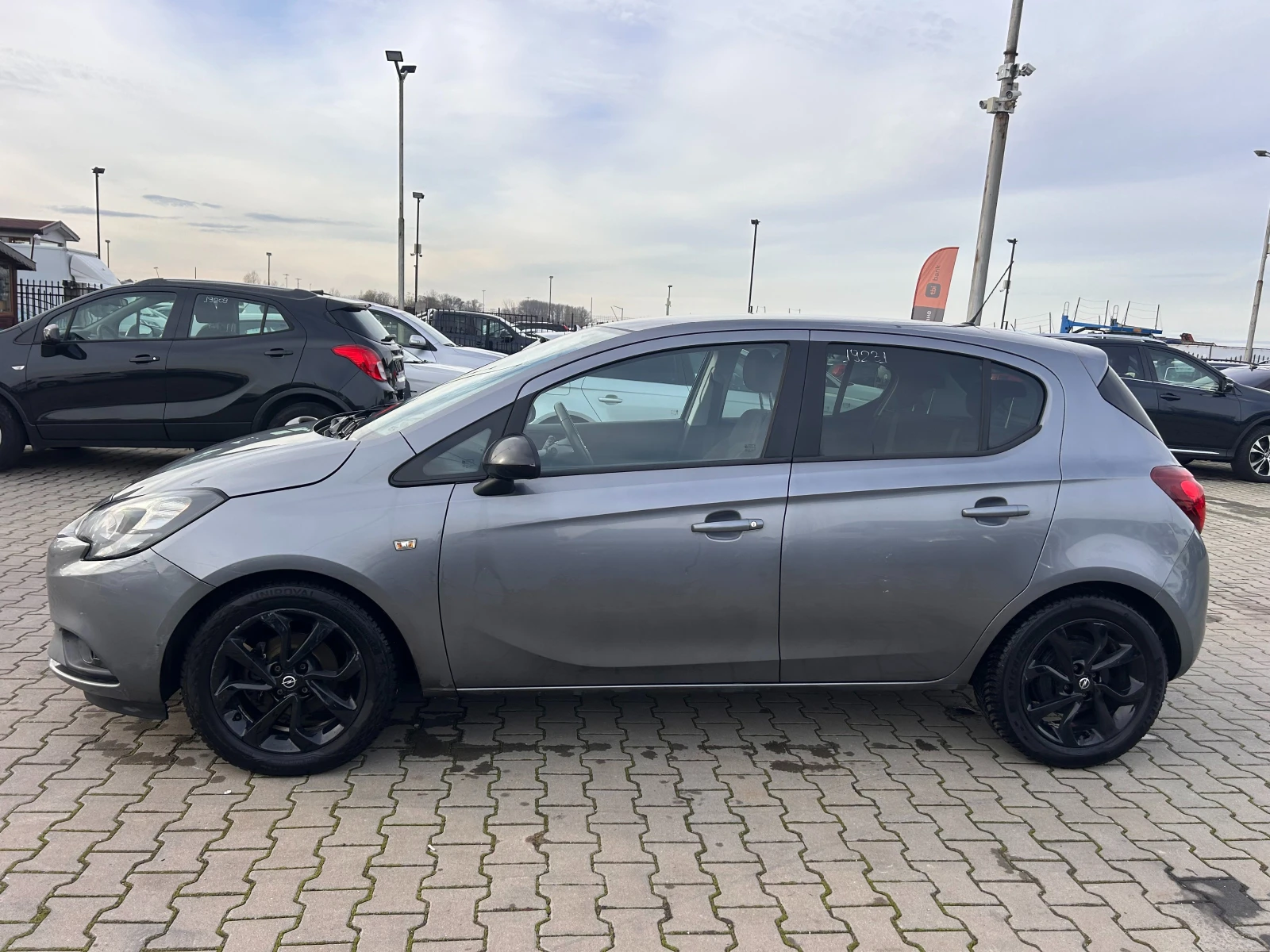 Opel Corsa 1.2i NAVI EURO 6 - изображение 9