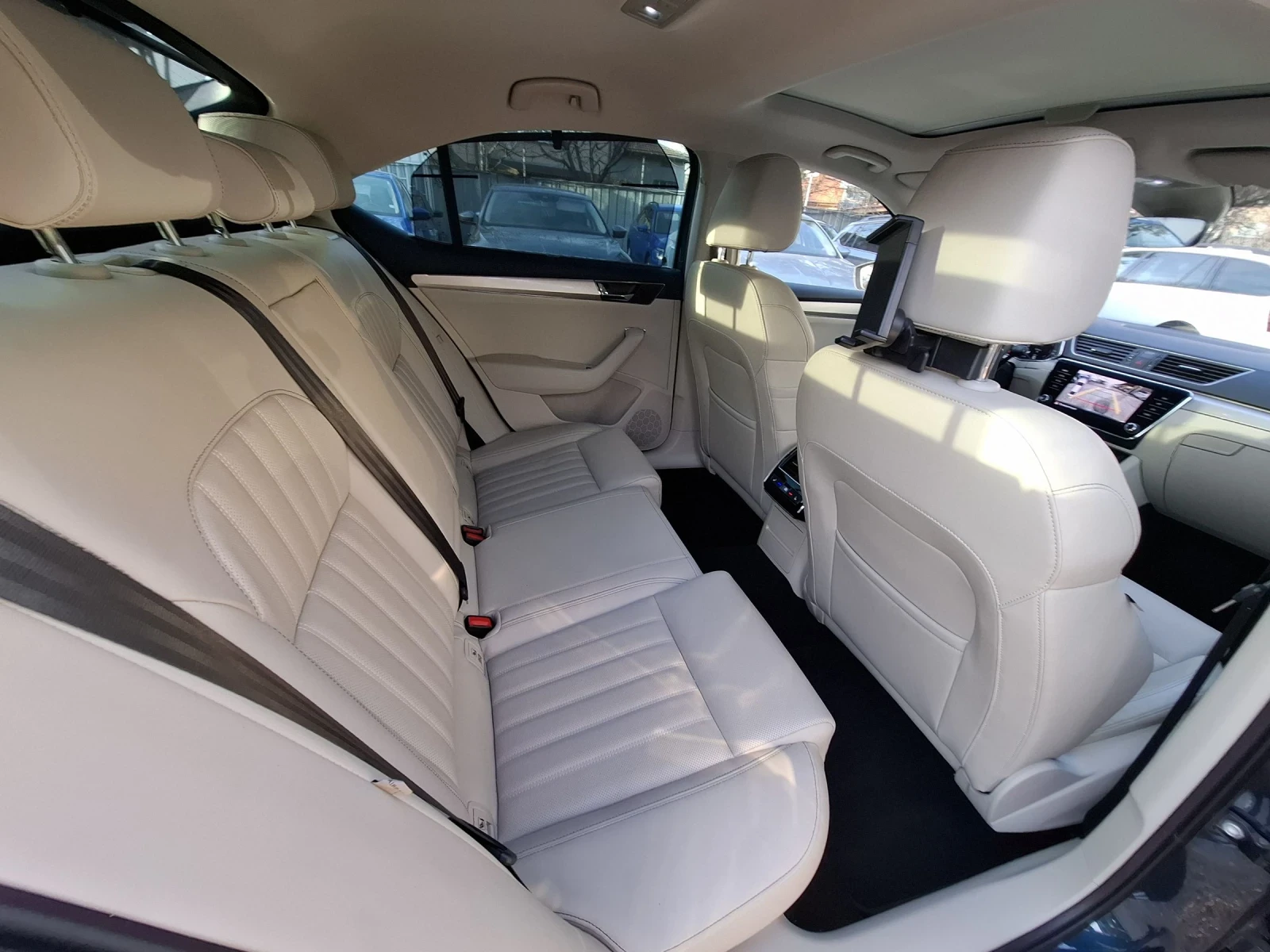 Skoda Superb L&K 2.0TDI/4�4/7DSG | Mobile.bg � ����������� 10