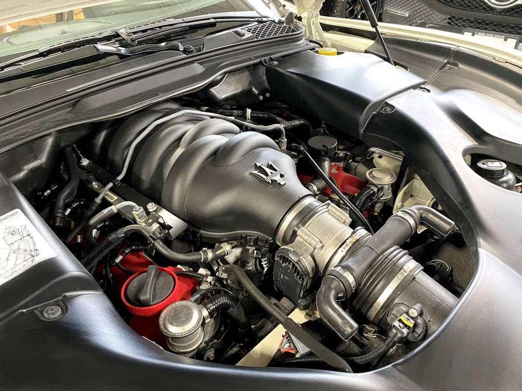 Maserati GranTurismo * Standard, Convertible, & Convertible Sport * CAR - изображение 3