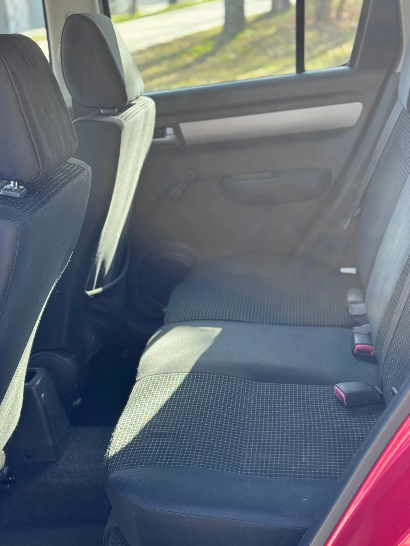 Suzuki Swift 1.5 102 кс, снимка 10 - Автомобили и джипове - 53912810