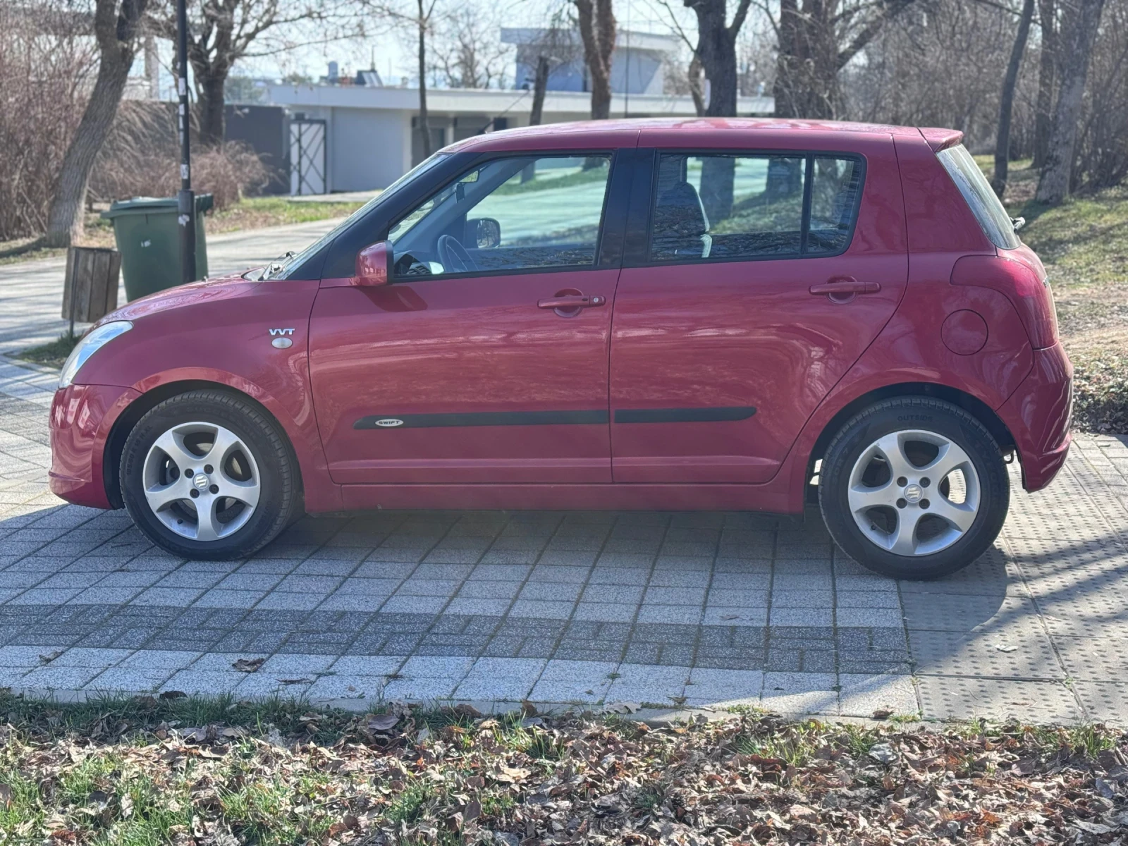 Suzuki Swift 1.5 102 кс, снимка 4 - Автомобили и джипове - 53912810