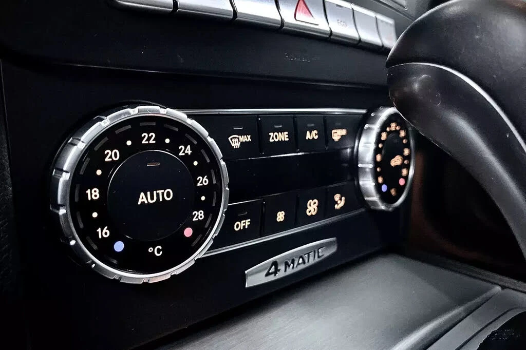 Mercedes-Benz C 300 4MATIC* LUXURY* HEAD-UP* ����������(���� �� ��) | Mobile.bg � ����������� 15