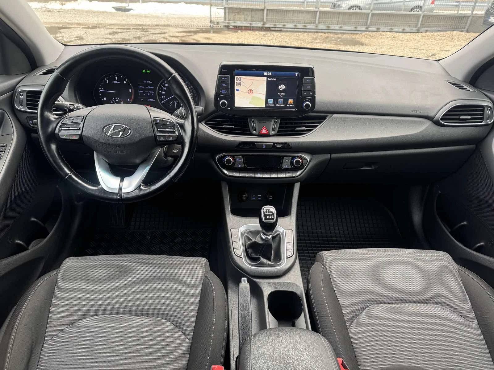 Hyundai I30 1.6DIESEL* NAVI* FULL* EVRO6 | Mobile.bg � ����������� 13