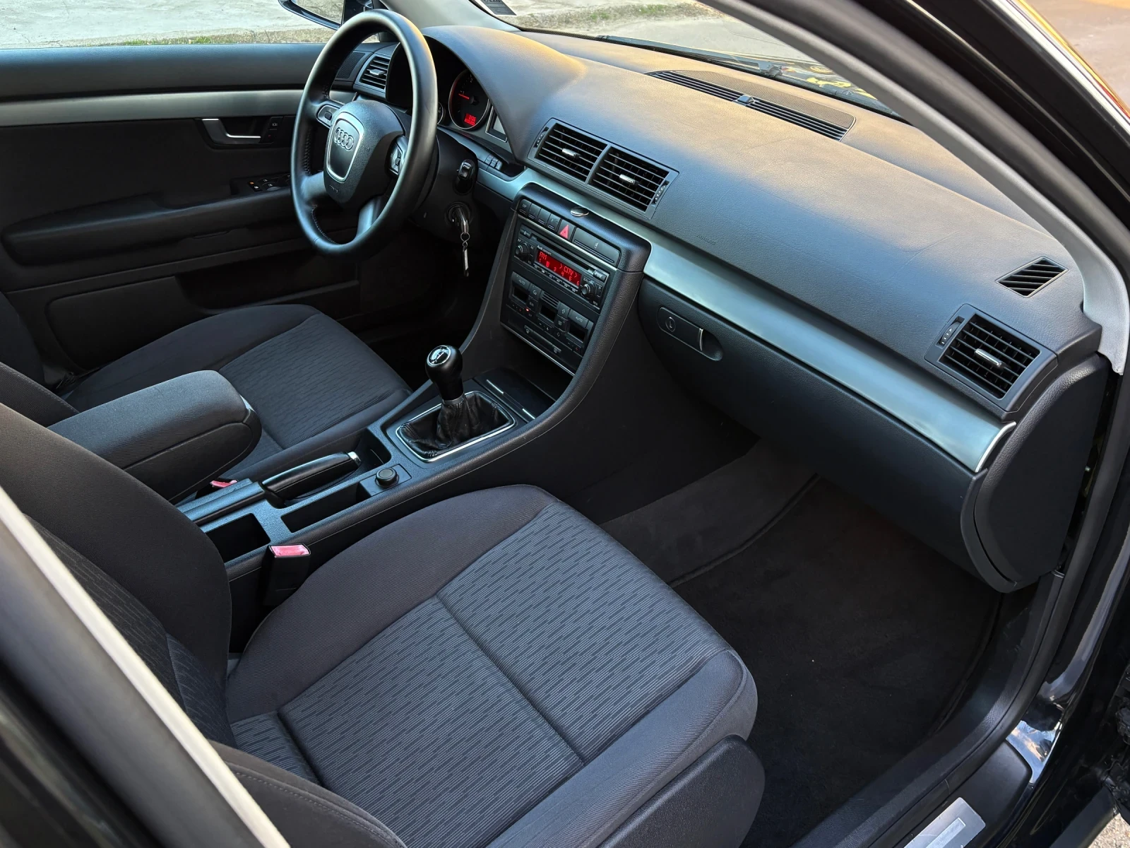 Audi A4 1.9TDI XENON* Exclusive*  - изображение 8