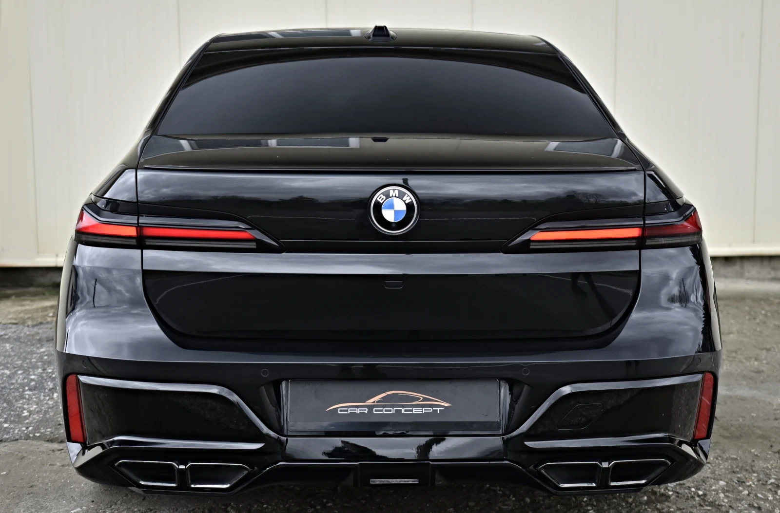 BMW 740 D M-SPORT M760I-OPTIC Xdrive B&W EXCLUSIVE SHADOW, снимка 5 - Автомобили и джипове - 54092862