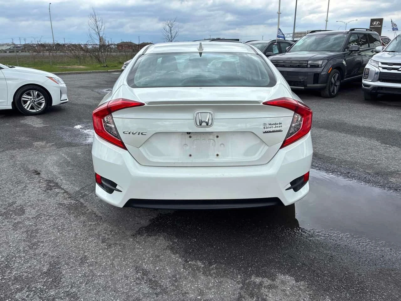 Honda Civic * Touring * ПОДГРЕВ* PANO* KEYLESS* , снимка 4 - Автомобили и джипове - 54442690