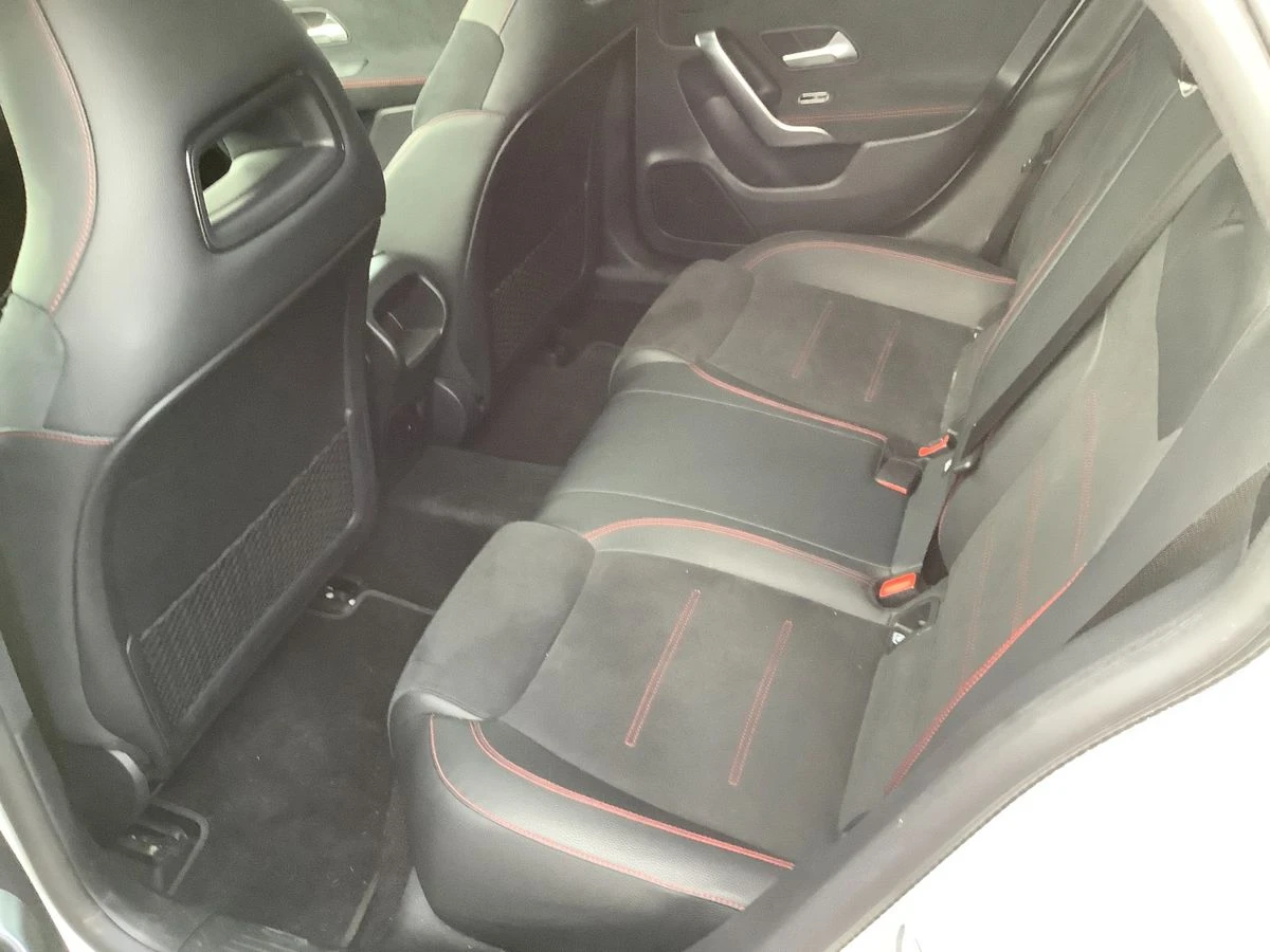 Mercedes-Benz CLA 250 Shooting Brake 4Matic AMG Line, снимка 11 - Автомобили и джипове - 54505286