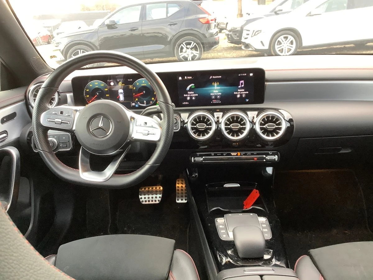 Mercedes-Benz CLA 250 Shooting Brake 4Matic AMG Line, снимка 12 - Автомобили и джипове - 54505286