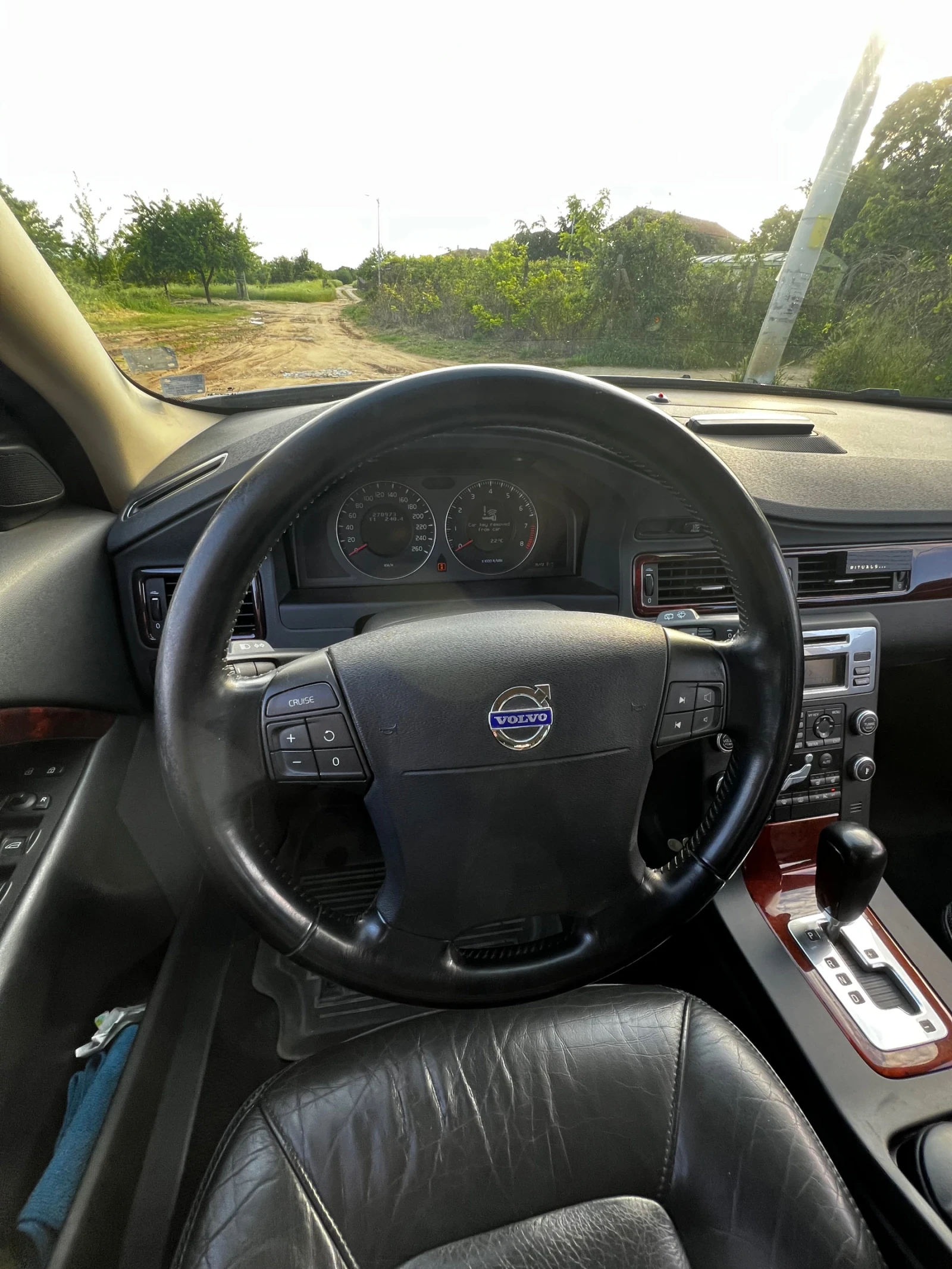 Volvo Xc70, снимка 12 - Автомобили и джипове - 54671807