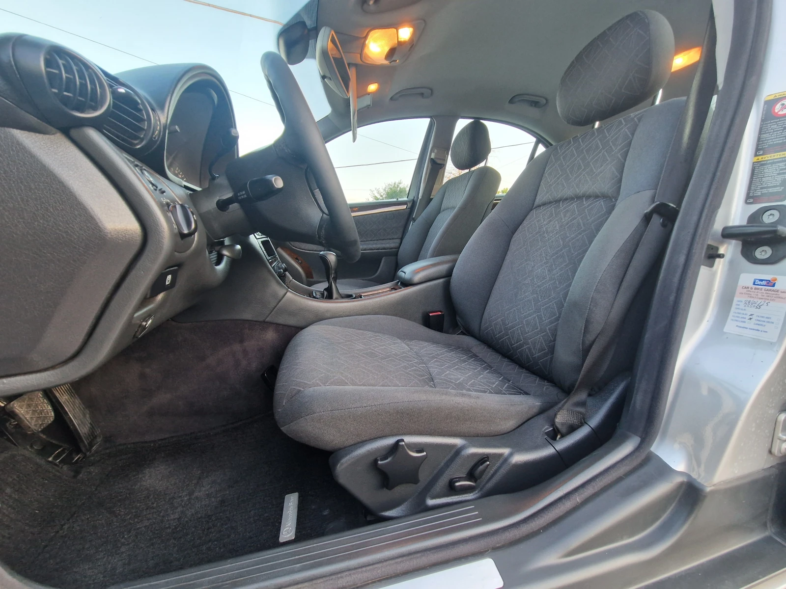 Mercedes-Benz C 180 COMPR+ GAS* 6sk* Avantgarde* SEDAN* ИСТИНСКИ КМ!!, снимка 9 - Автомобили и джипове - 55286539