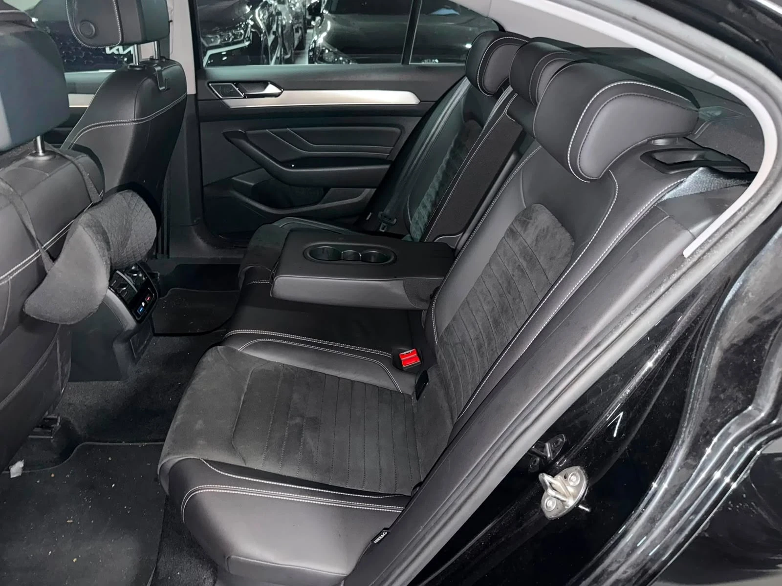 VW Passat B8.5, снимка 6 - Автомобили и джипове - 55449600