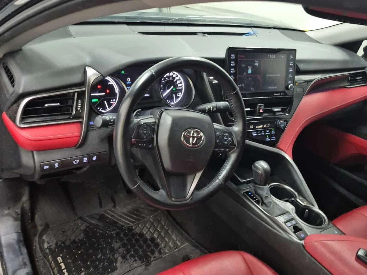 Toyota Camry * HYBRID XSE * ОБДУХВАНЕ * BLIND SPOT * CARFAX * , снимка 9 - Автомобили и джипове - 55654138