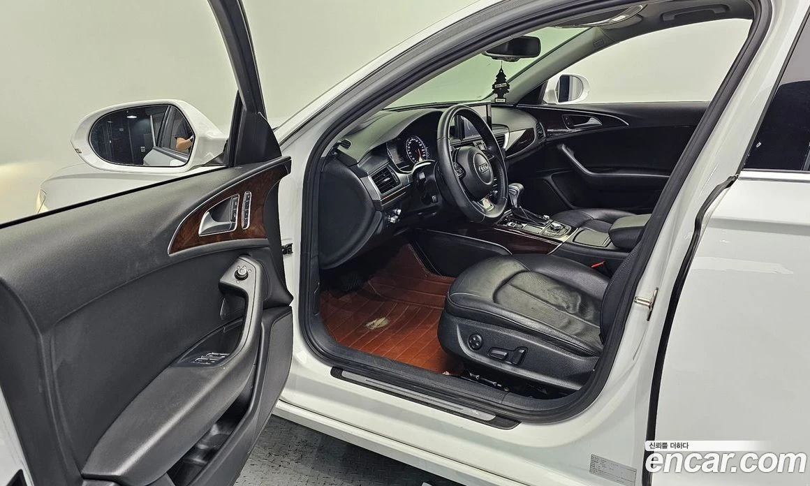 Audi A6 2.0 TDI Dynamic C7, снимка 10 - Автомобили и джипове - 56122168