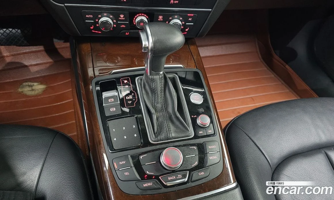 Audi A6 2.0 TDI Dynamic C7, снимка 9 - Автомобили и джипове - 56122168