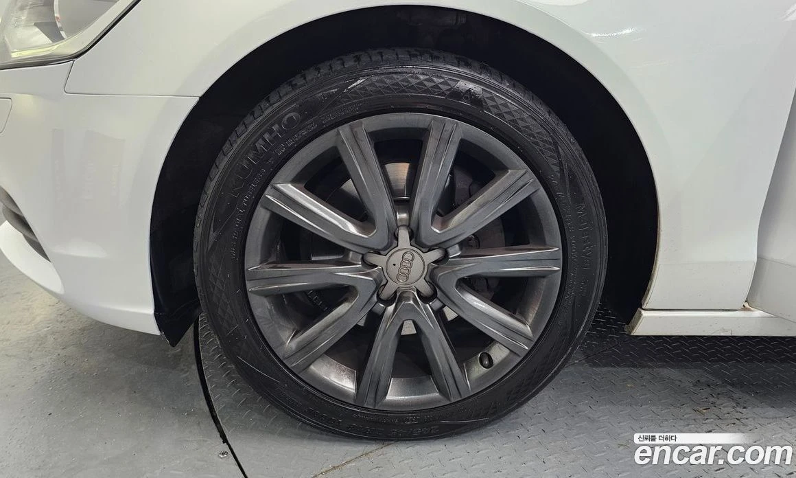 Audi A6 2.0 TDI Dynamic C7, снимка 5 - Автомобили и джипове - 56122168