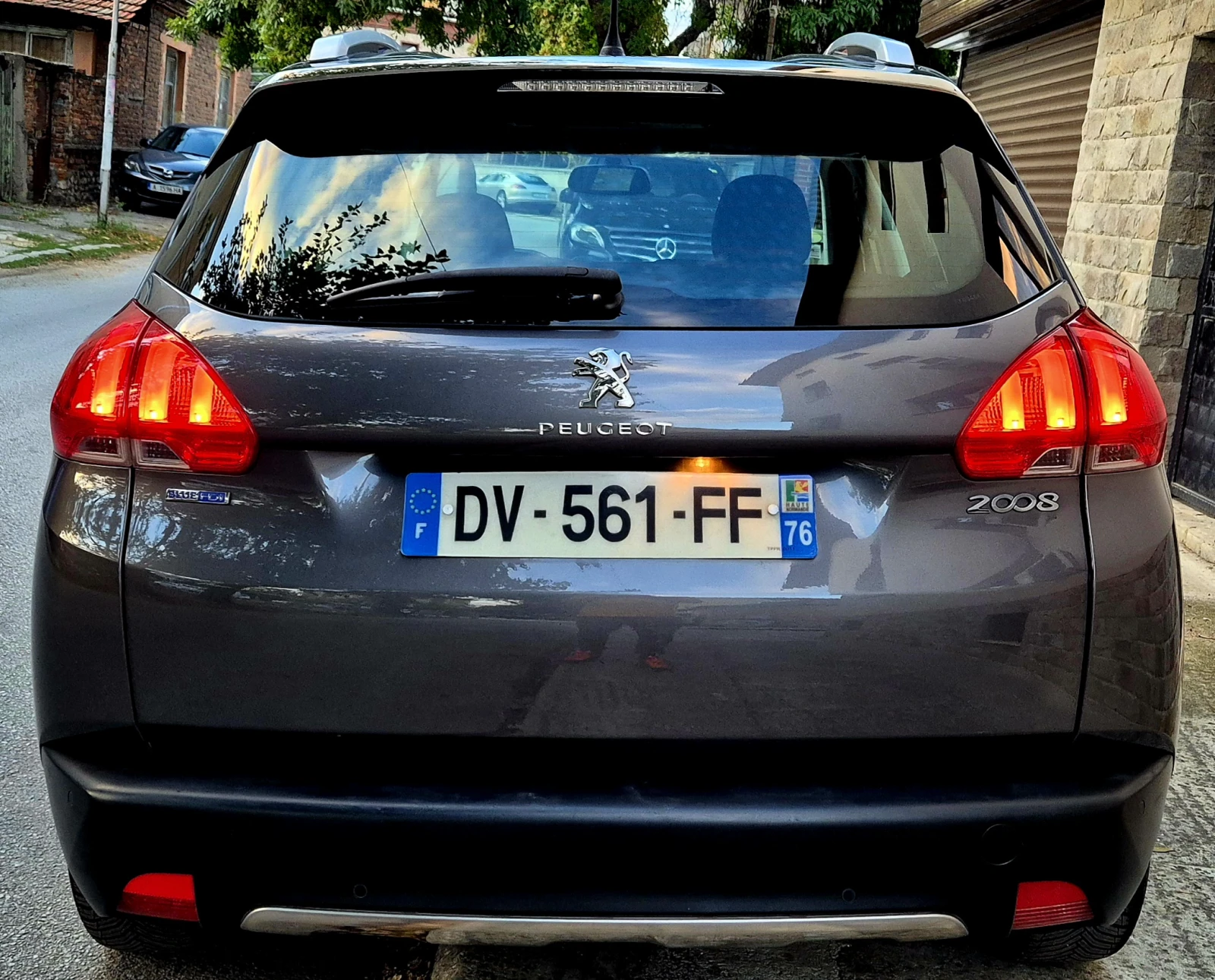Peugeot 2008 1.6d-ALLURE-нави-нов, снимка 3 - Автомобили и джипове - 56248717