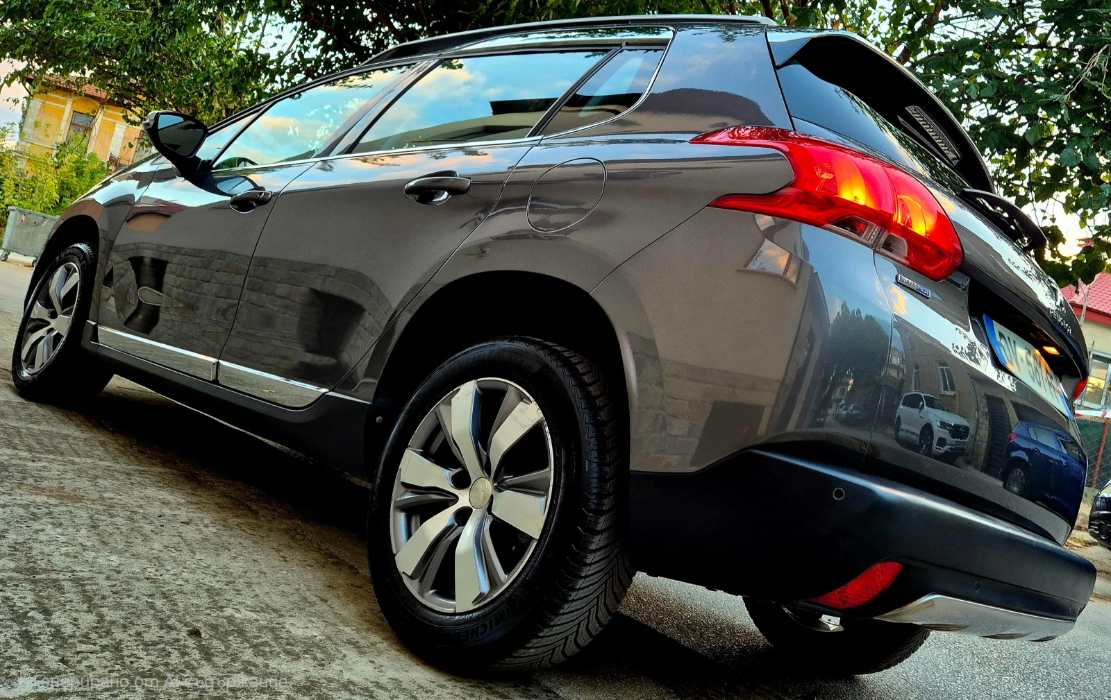 Peugeot 2008 1.6d-ALLURE-нави-нов, снимка 8 - Автомобили и джипове - 56248717