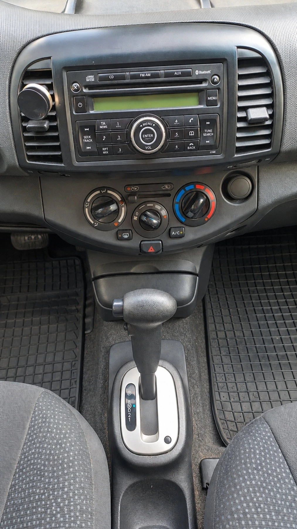 Nissan Micra 1.2 automatic, снимка 6 - Автомобили и джипове - 56336970