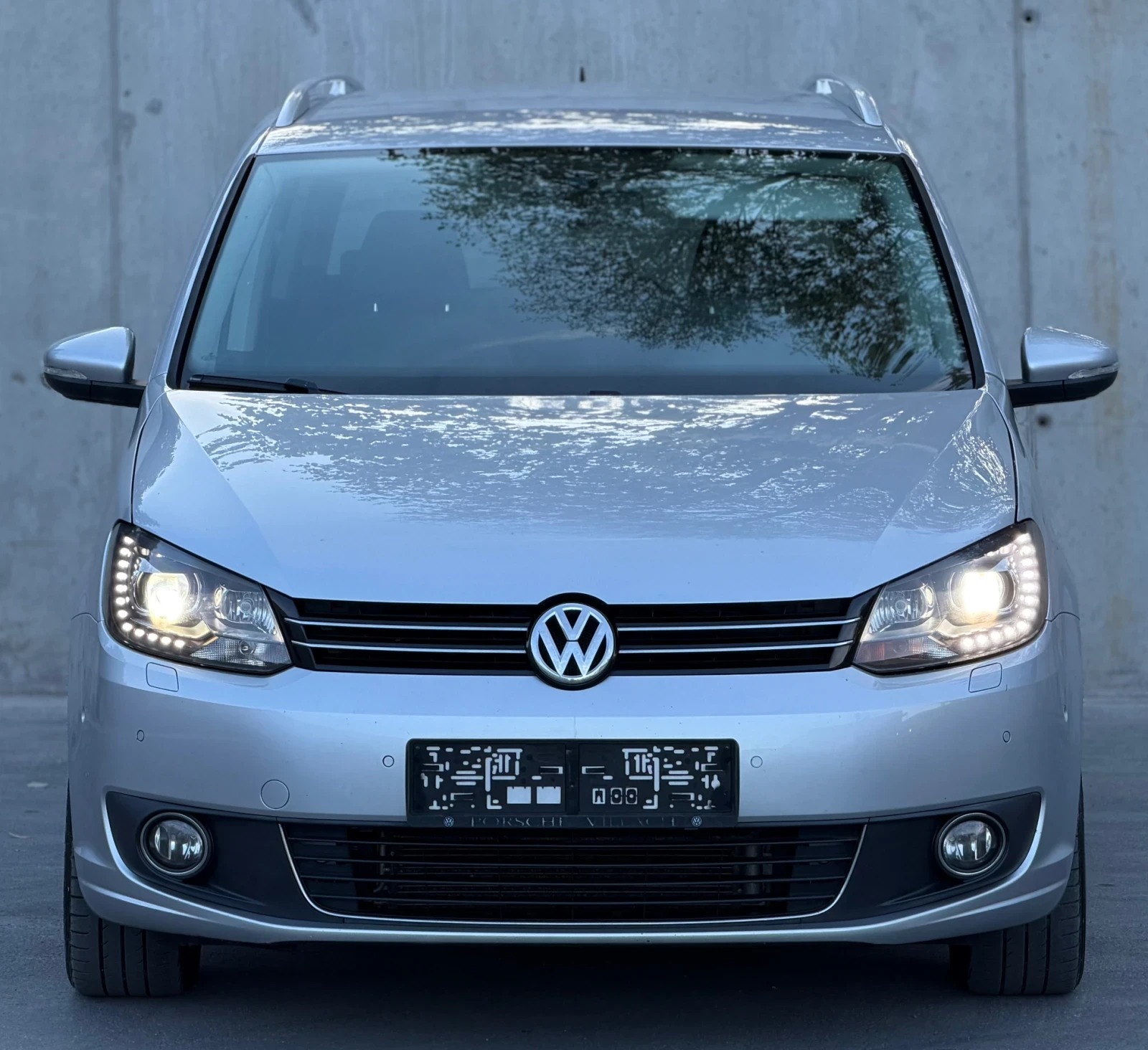 VW Touran 2.0TDi 140�� * High-Line* * ������*  | Mobile.bg � ����������� 2