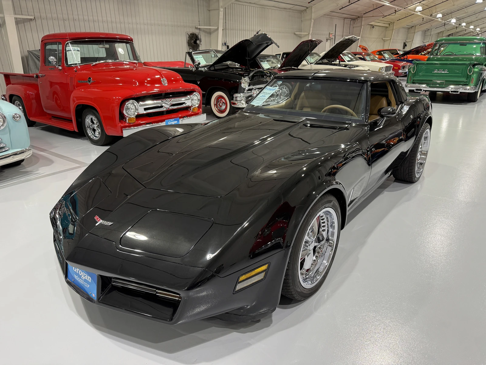 Chevrolet Corvette Custom Coupe V8