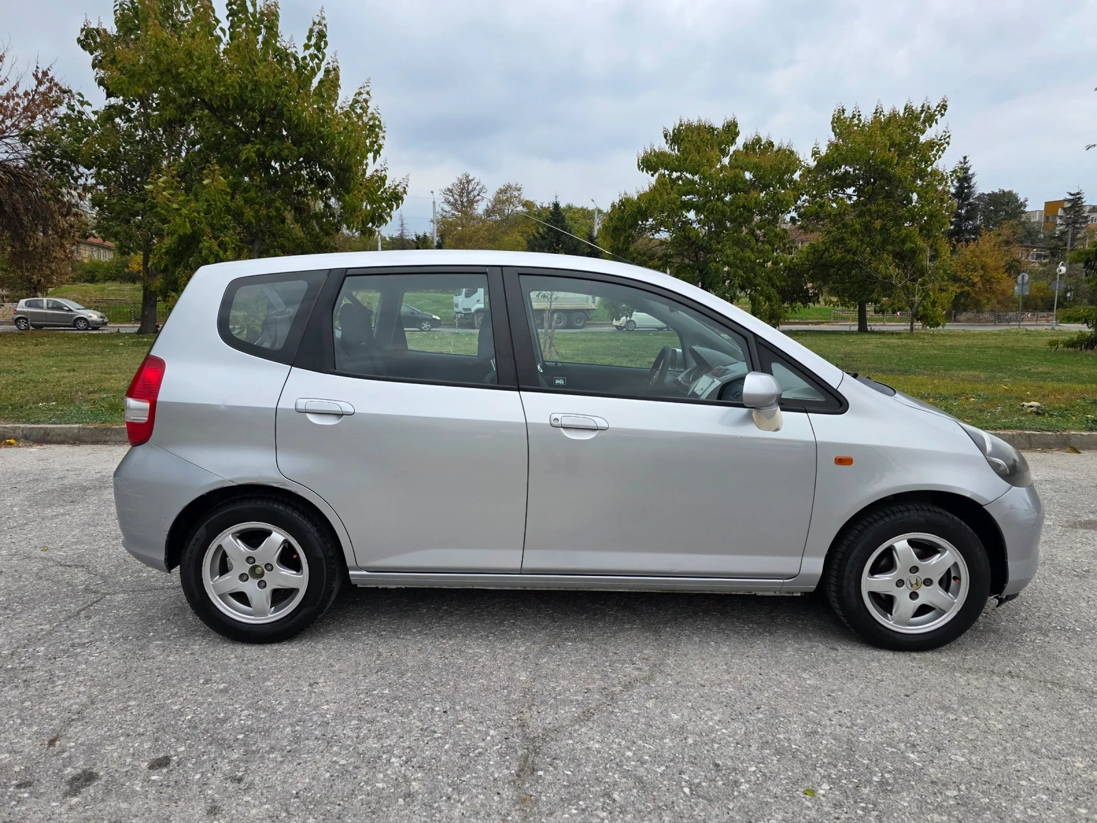 Honda Jazz, снимка 6 - Автомобили и джипове - 56686911