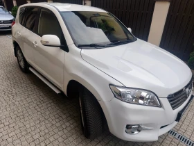 Toyota Rav4 2.2D-4D FWD, снимка 4